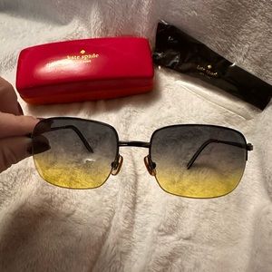 Kate Spade Susie sunglasses with original case and lens wipe